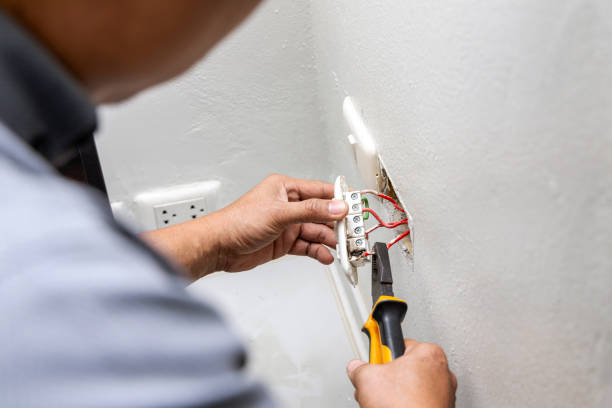 Best Electrical Outlet Repair  in Dundas, MN